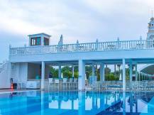 JADORE DELUXE HOTEL - SPA Bars